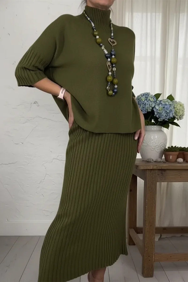 Martina – Elegantní set: volný pletený rolák a pružná midi sukně v jednobarevném provedení