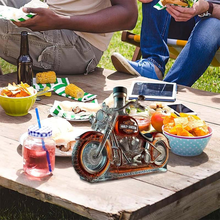 Markéta – Limitovaná edice: whisky láhev Harley